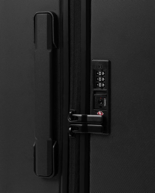 Cestovný kufor Db Ramverk Check-In Luggage Large Black Out