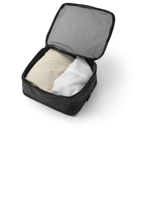 Organizátor Db Essential Packing Cube M Black Out - 2024/25