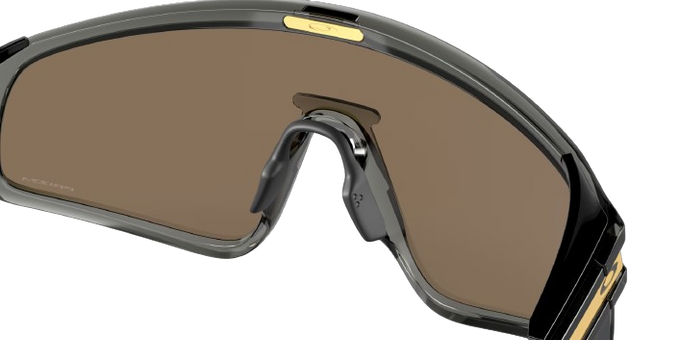 Slnečné okuliare OAKLEY Latch Panel Prizm 24k Lenses / Grey Smoke Frame