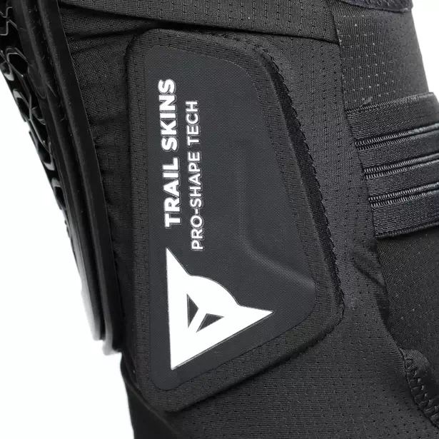 Kolenné chrániče Dainese Trail Skins Pro Knee Guards Black