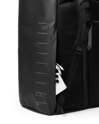 Taška DB Roamer Pro Split Duffel 90L Black Out - 2025/26