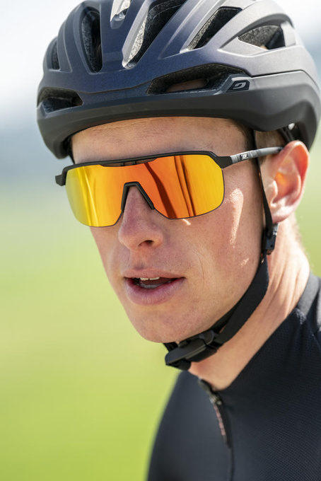 Slnečné okuliare Julbo Frequency Phtochrome Noir