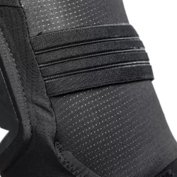 Kolenné chrániče Dainese Trail Skins Pro Knee Guards Black
