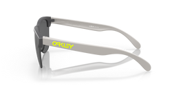 Slnečné okuliare Oakley Frogskins Lite Matte Dark Grey/ Prizm Black - 2023