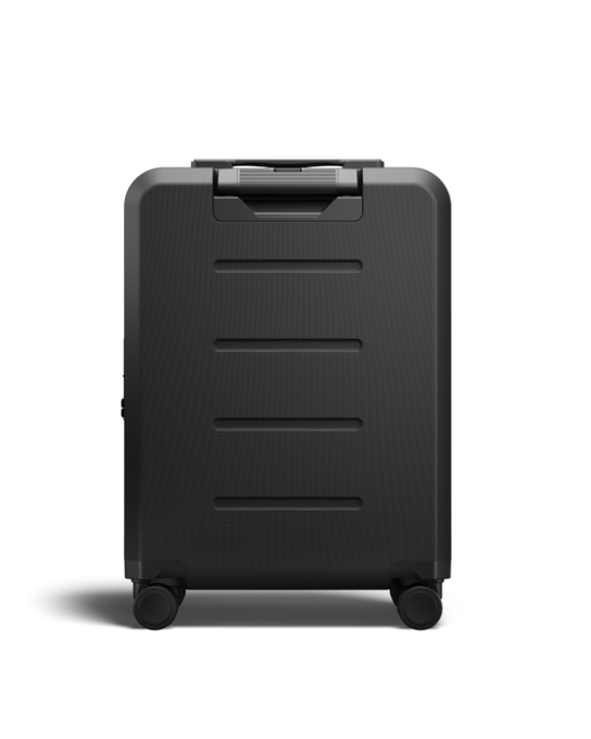 Cestovný kufor Db Ramverk Front Access Carry-on Black Out - 2024/25