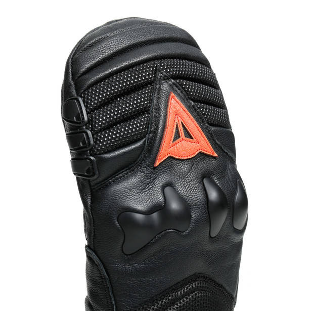 Lyžiarske rukaviceDAINESE HP Ergotek PRO Mitten Gloves Stretch Limo/High Risk Red - 2025/26