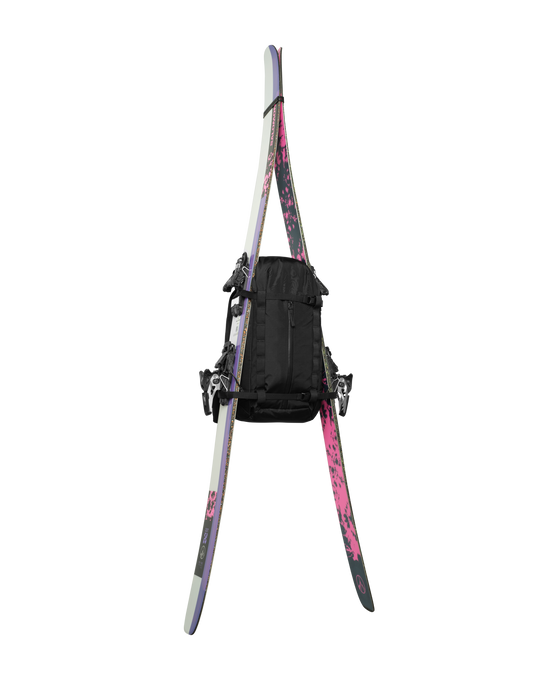 Hydratačný Batoh DB Backcountry Backpack 25L Black Out - 2025/26