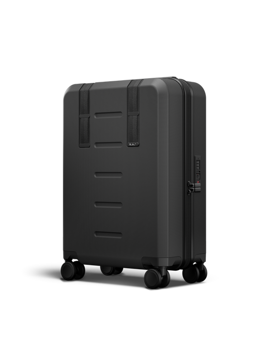 Cestovný kufor Db Ramverk Carry-on Black Out - 2025/26