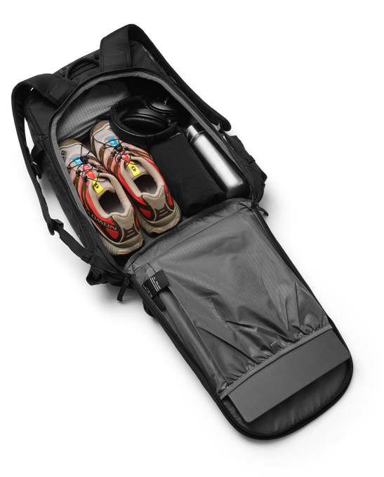 Hydratačný Batoh DB Backcountry Backpack 25L Black Out - 2025/26